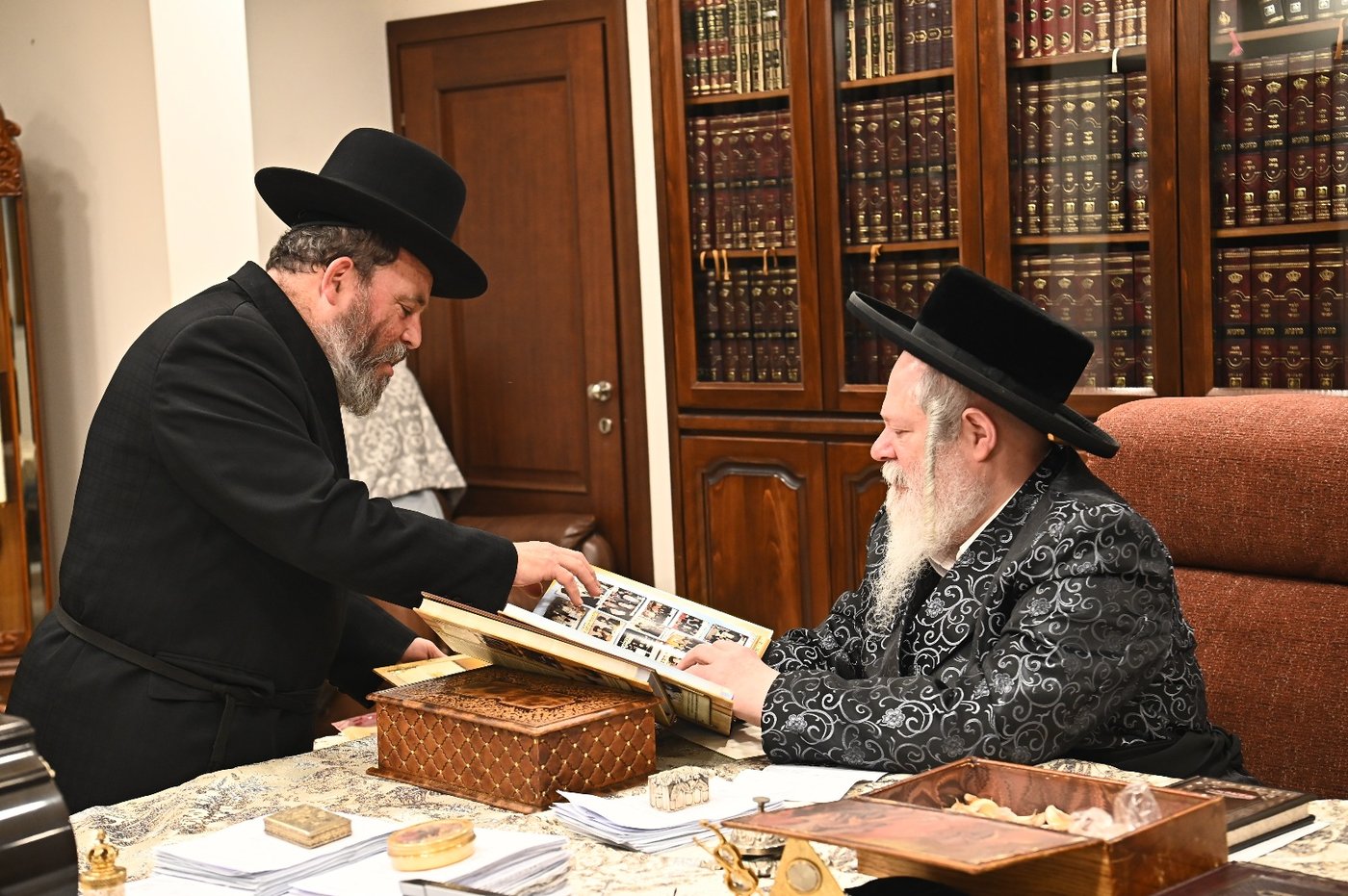 שוקי לרר אצל האדמו"ר מפרמישלאן