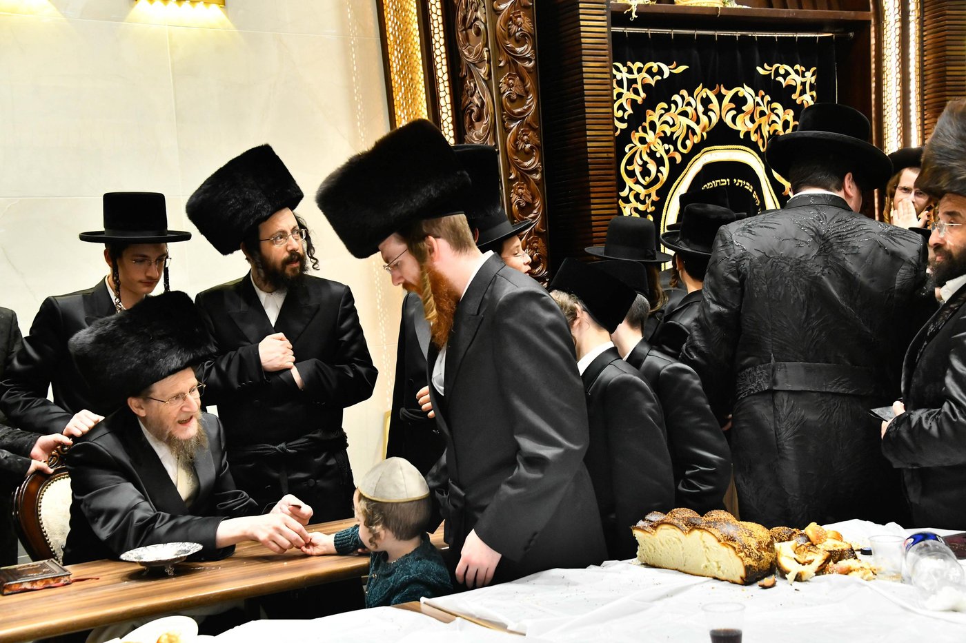 האדמו"ר מאלכסנדר ארה"ב במוצשב"ק בב"ב