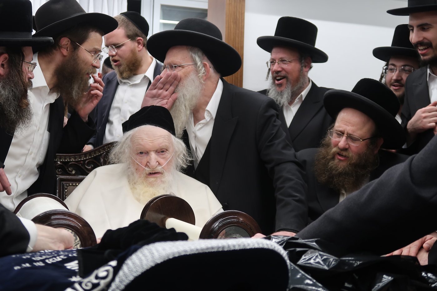 תלמידי 'שער המלך' אצל הגר"מ שטרנבוך