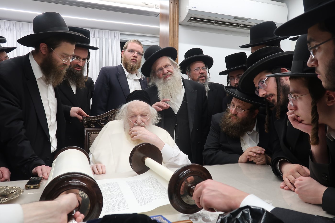 תלמידי 'שער המלך' אצל הגר"מ שטרנבוך