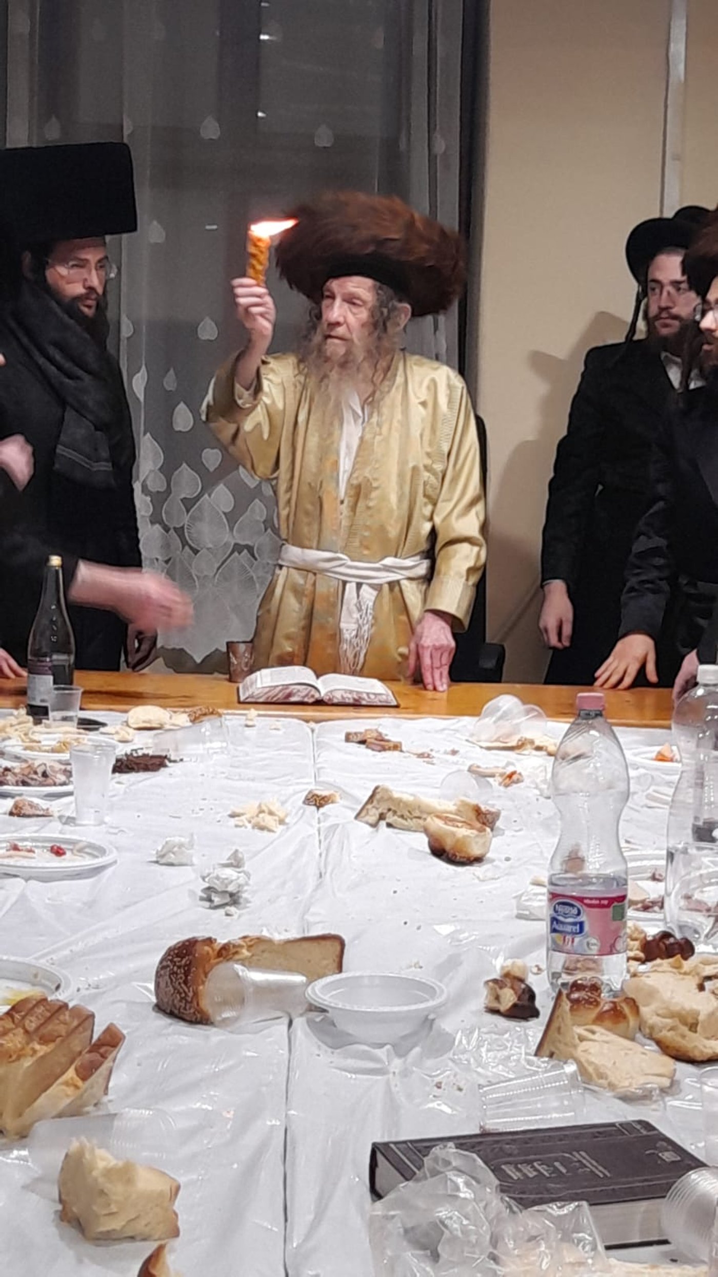 האדמו"ר מלעלוב ניקלשבורג בקרעסטיר