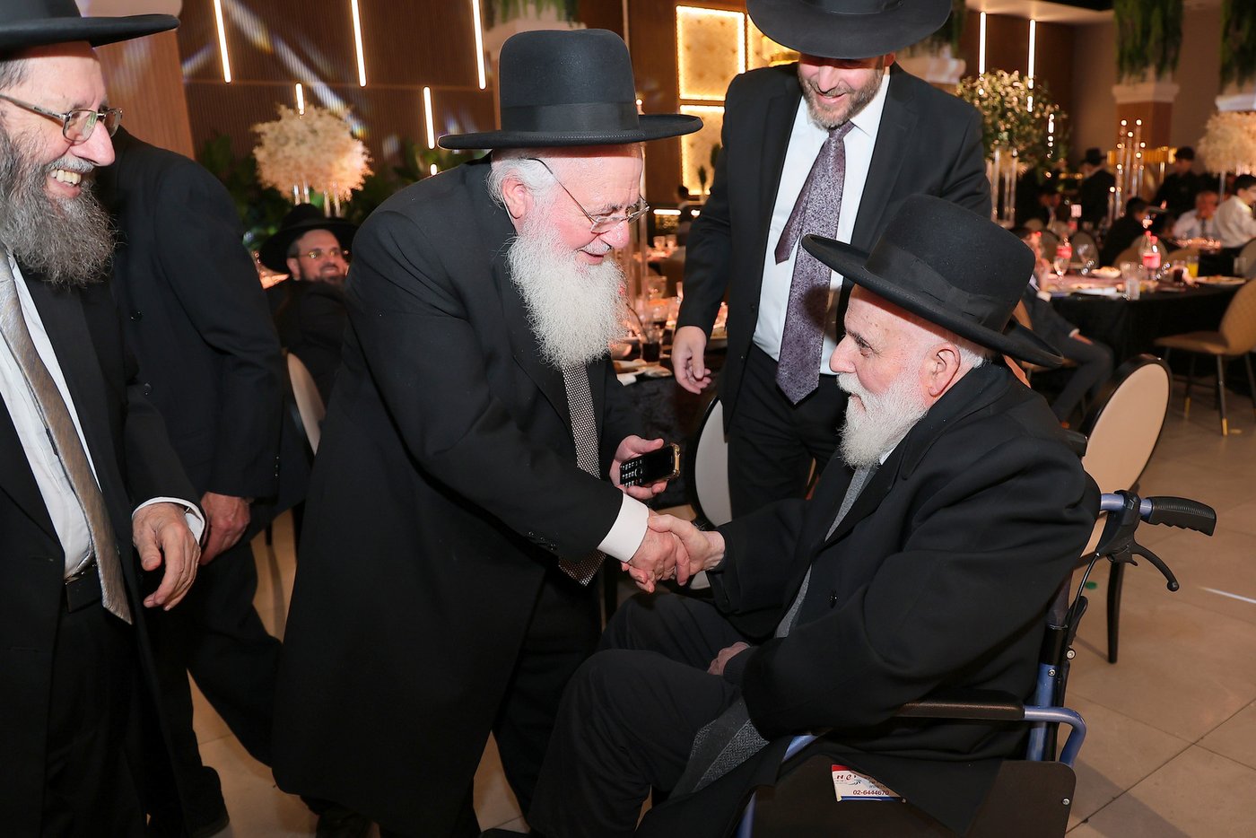 הגר"י פרץ בשמחה