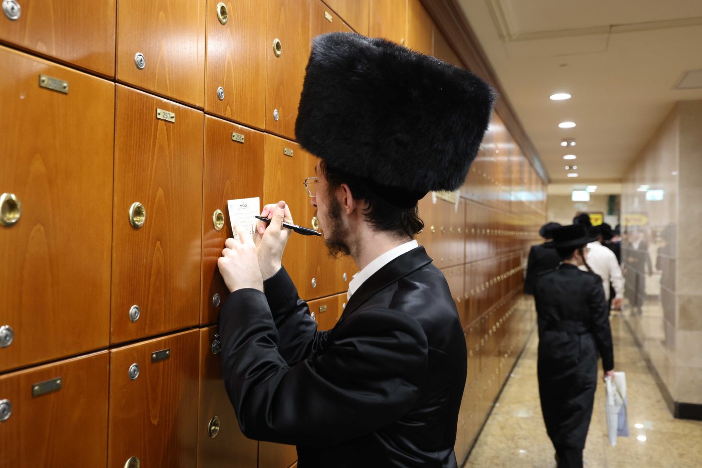 כינוס נגד פגעי הטכנולוגיה ע"י הגה"צ רבי צבי מאיר זילברברג