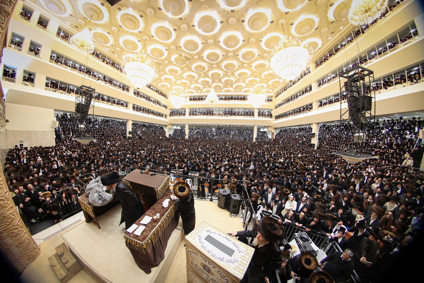 כינוס נגד פגעי הטכנולוגיה ע"י הגה"צ רבי צבי מאיר זילברברג