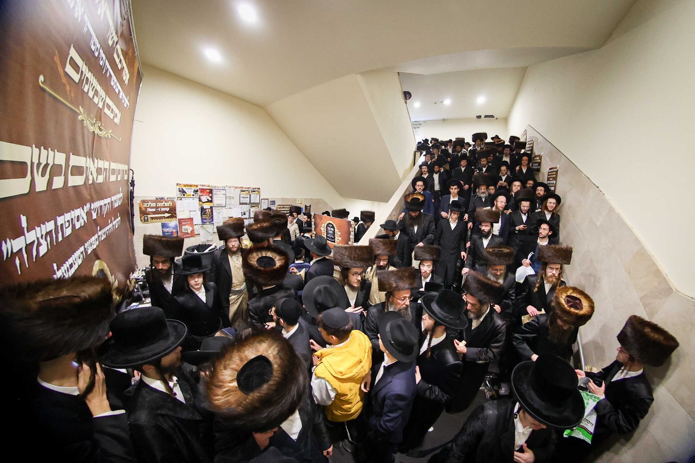 כינוס נגד פגעי הטכנולוגיה ע"י הגה"צ רבי צבי מאיר זילברברג