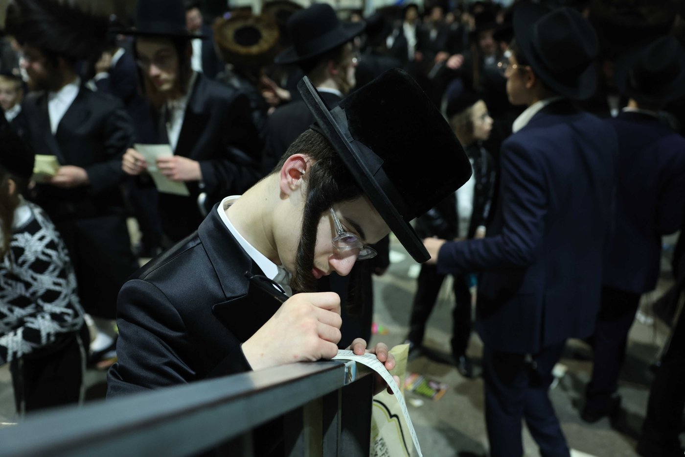 כינוס נגד פגעי הטכנולוגיה ע"י הגה"צ רבי צבי מאיר זילברברג