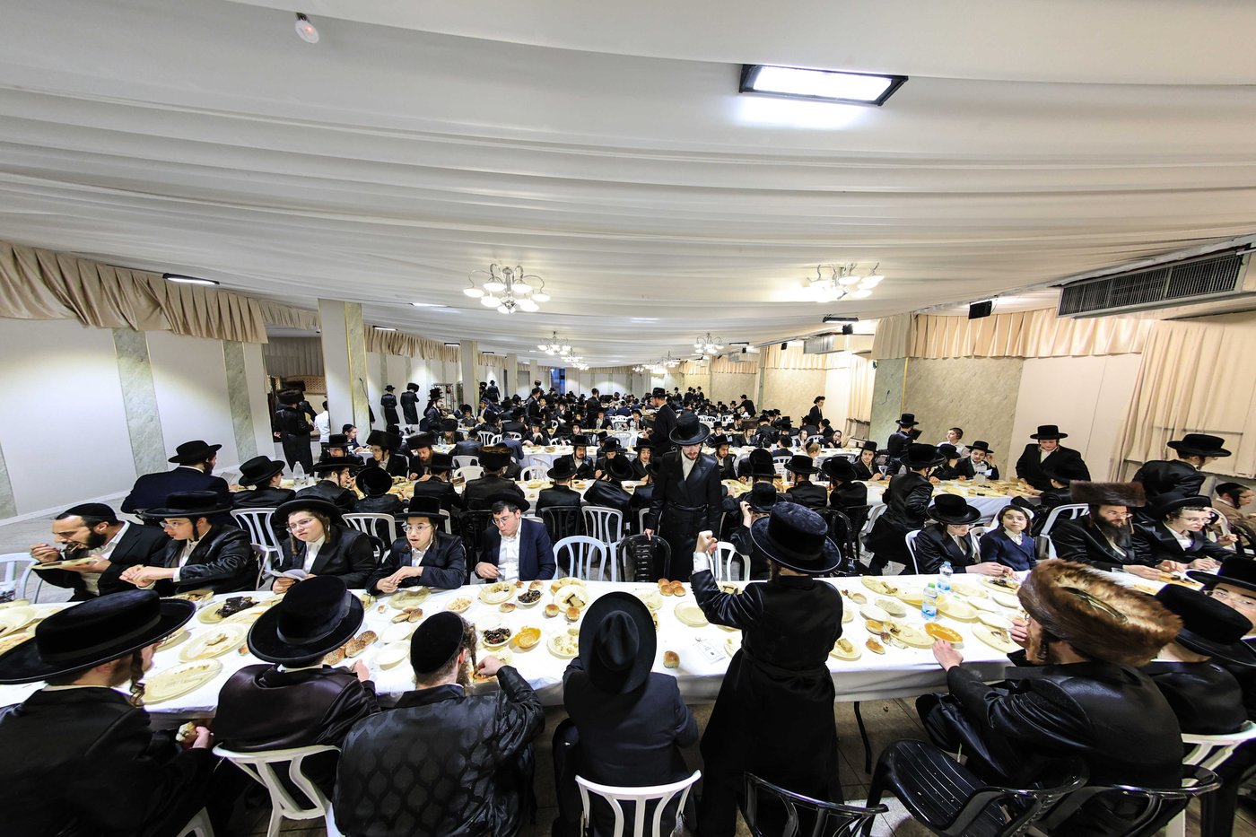 כינוס נגד פגעי הטכנולוגיה ע"י הגה"צ רבי צבי מאיר זילברברג