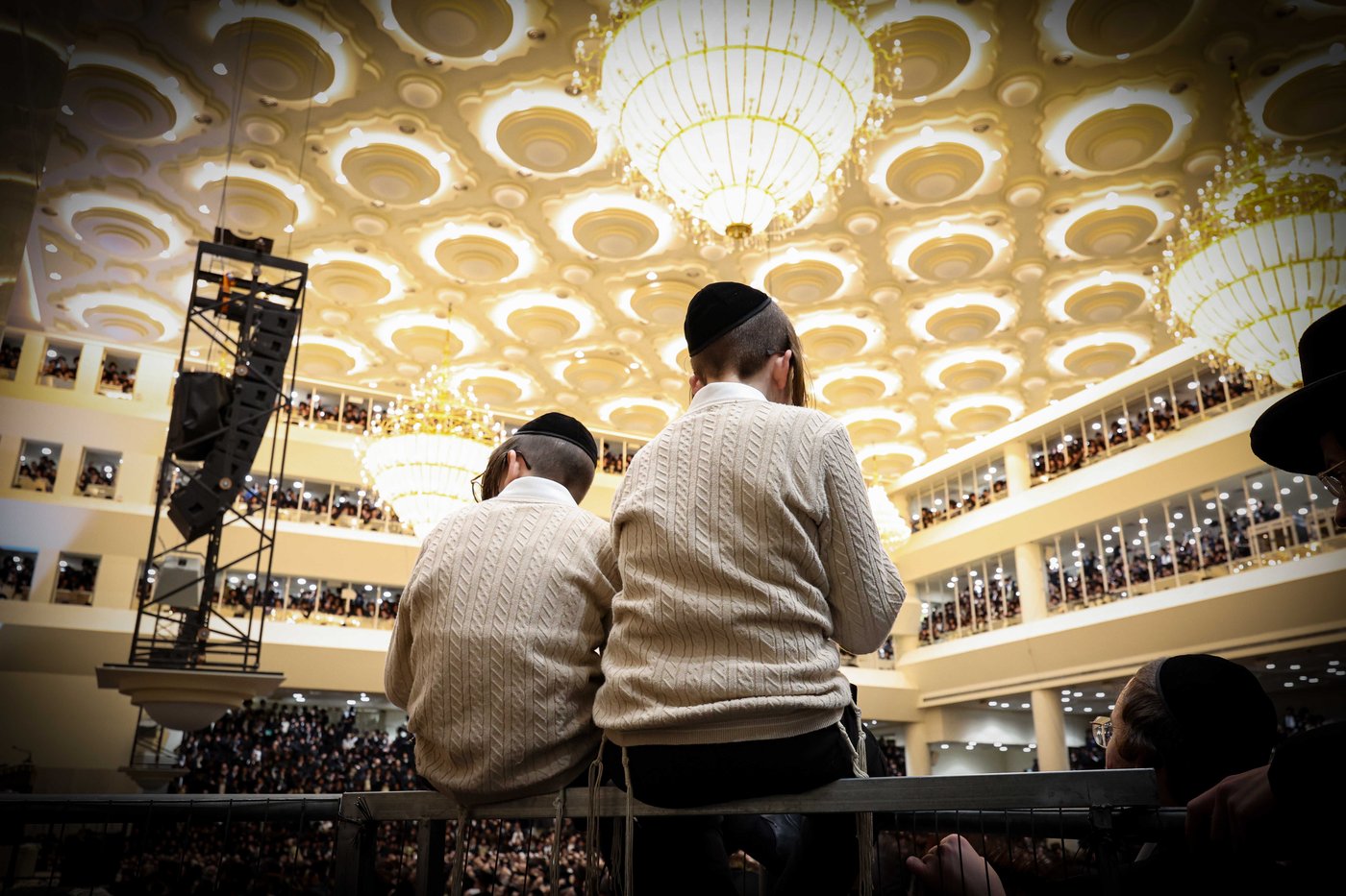 כינוס נגד פגעי הטכנולוגיה ע"י הגה"צ רבי צבי מאיר זילברברג