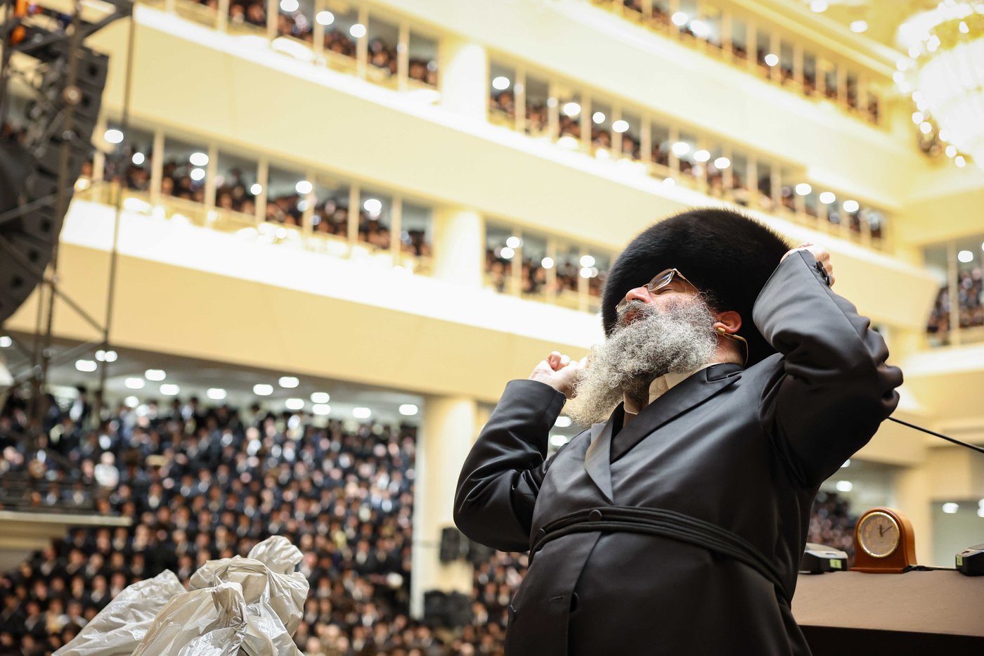 כינוס נגד פגעי הטכנולוגיה ע"י הגה"צ רבי צבי מאיר זילברברג