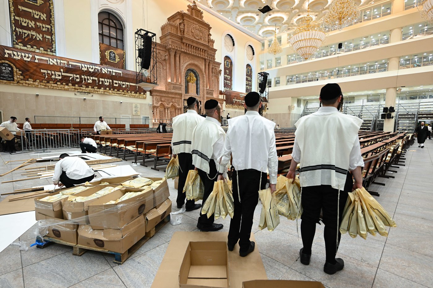 כינוס נגד פגעי הטכנולוגיה ע"י הגה"צ רבי צבי מאיר זילברברג