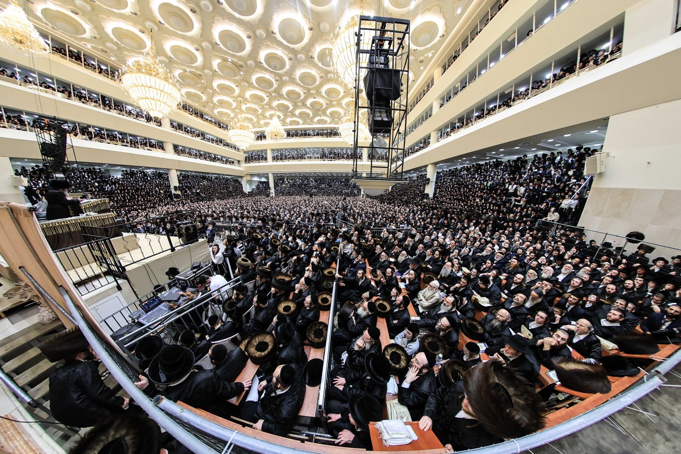 כינוס נגד פגעי הטכנולוגיה ע"י הגה"צ רבי צבי מאיר זילברברג