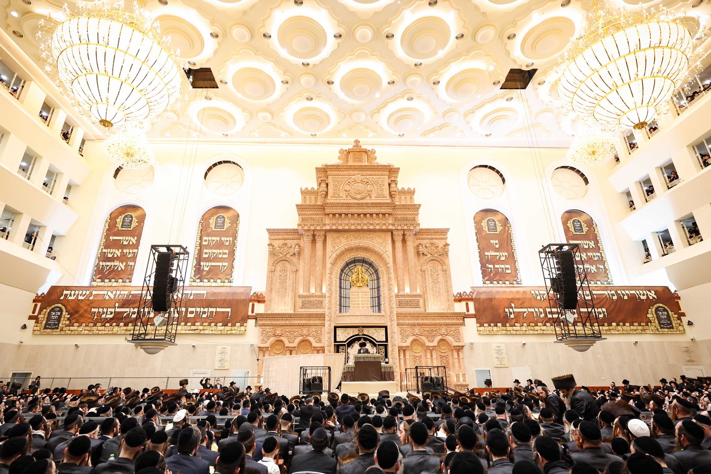 כינוס נגד פגעי הטכנולוגיה ע"י הגה"צ רבי צבי מאיר זילברברג