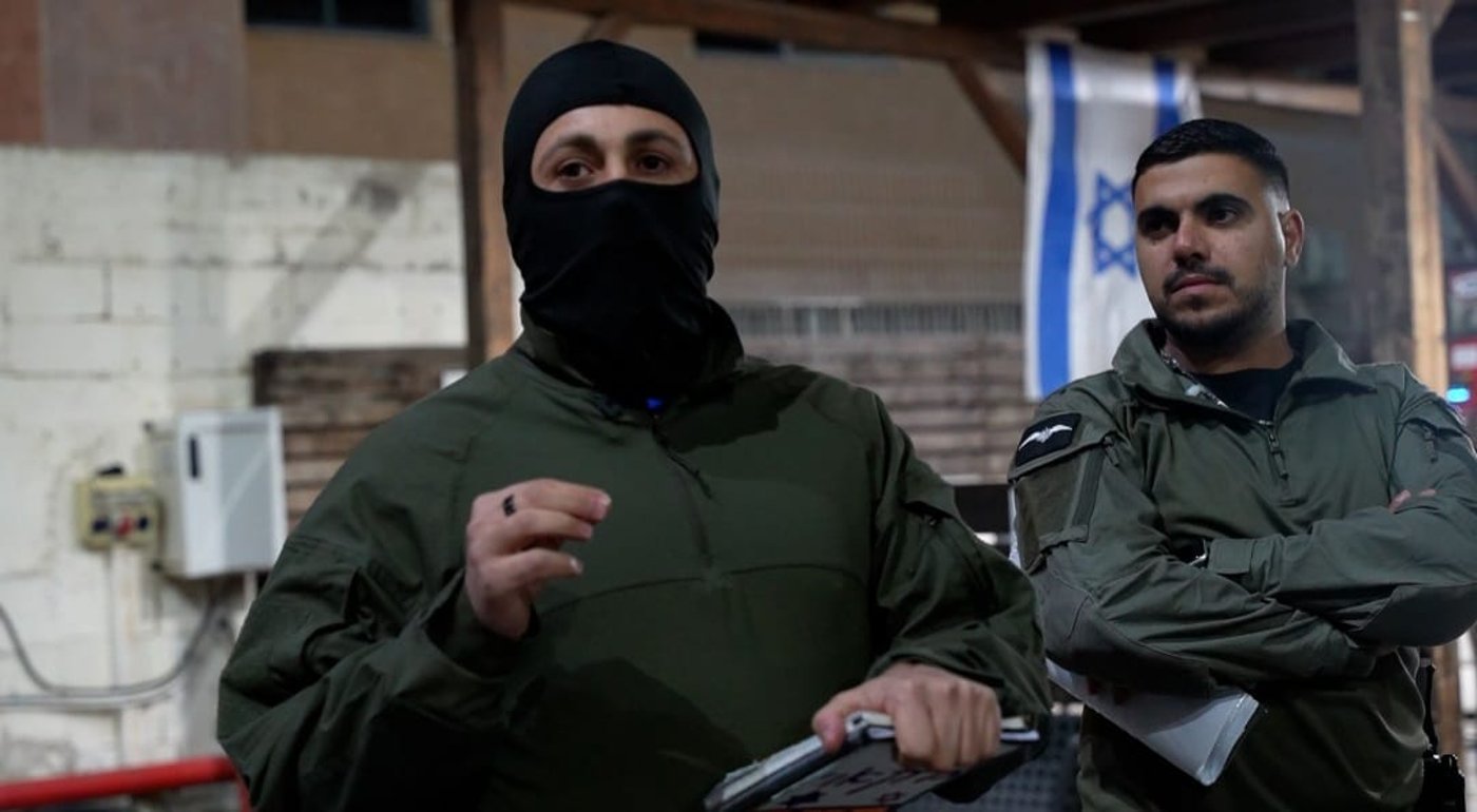 מבצע המעצרים, לפנות בוקר