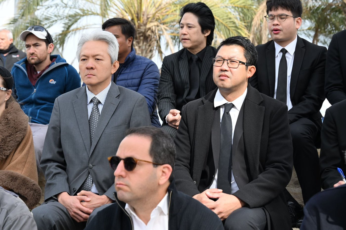 נפרדים מסותטיסאק רינטלאק