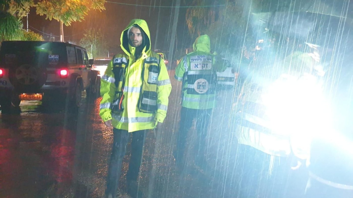 הסופה 'ביירון' בעוד רגע כאן: גופי החירום נערכים - ואלו כללי הזהירות