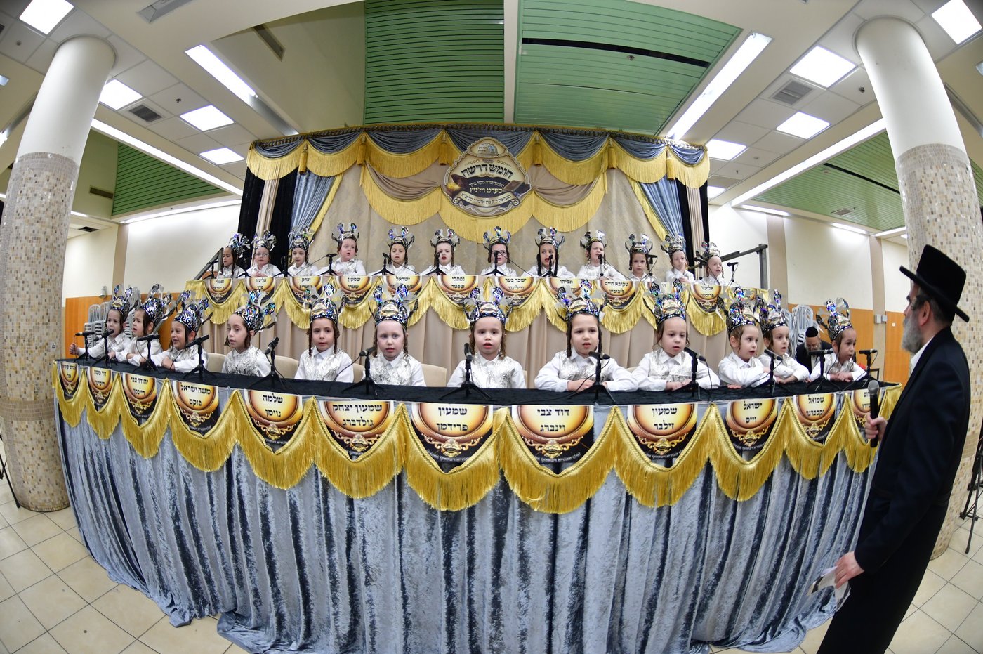 מסיבת חומש בת"ת סערט ויז'ניץ בב"ב