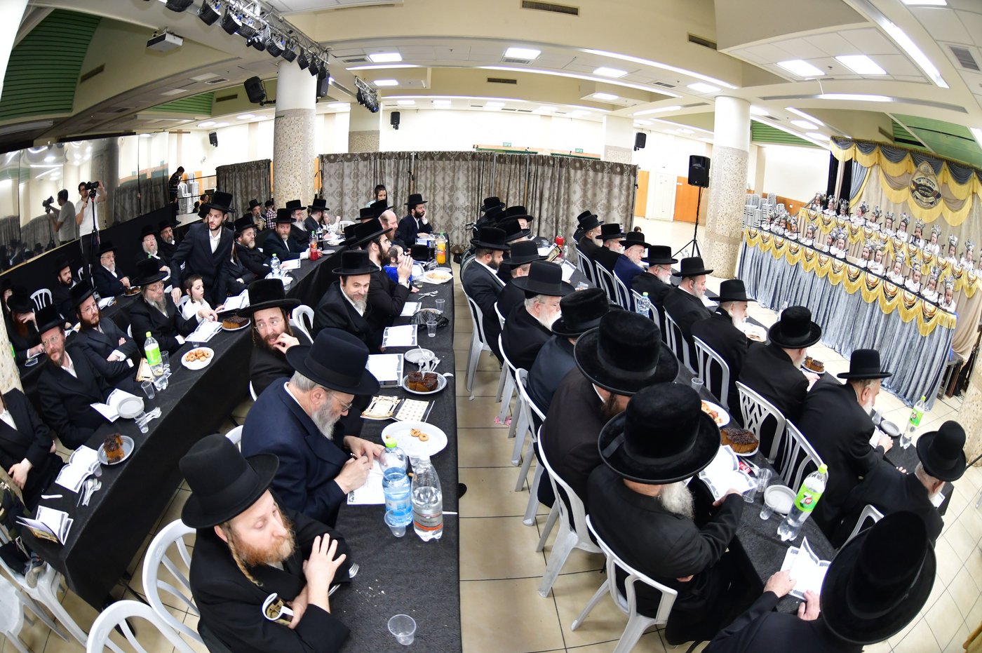 מסיבת חומש בת"ת סערט ויז'ניץ בב"ב