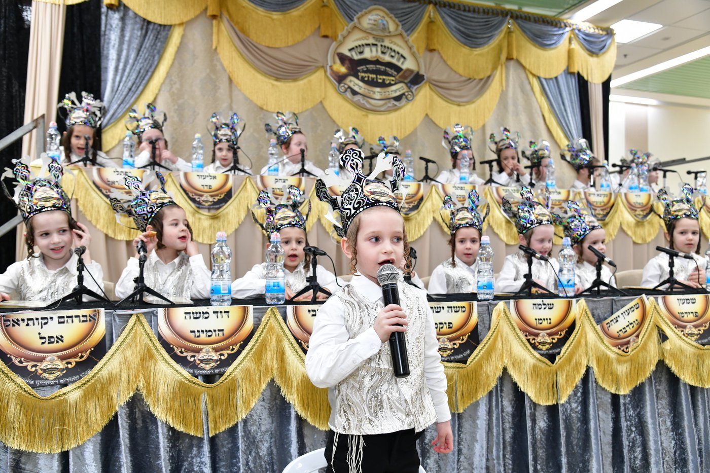 מסיבת חומש בת"ת סערט ויז'ניץ בב"ב