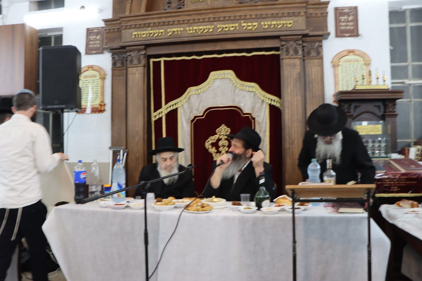 הרב שלום מרדכי רובשקין בהתוועדות י"ט כסלו