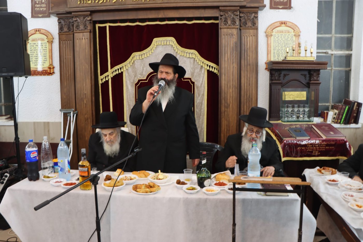 הרב שלום מרדכי רובשקין בהתוועדות י"ט כסלו