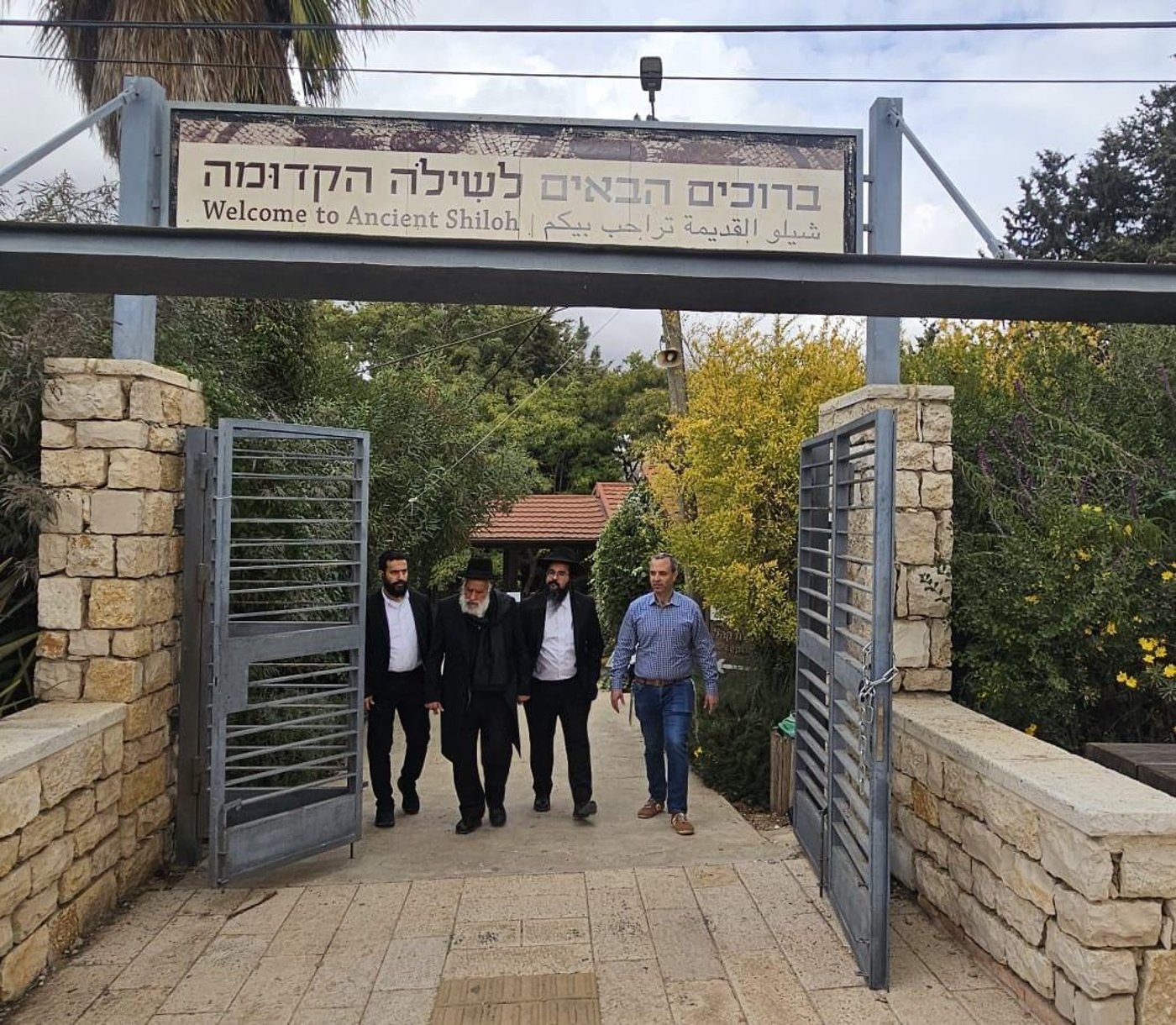 הגר"ש מחפוד בביקור בשילה הקדומה