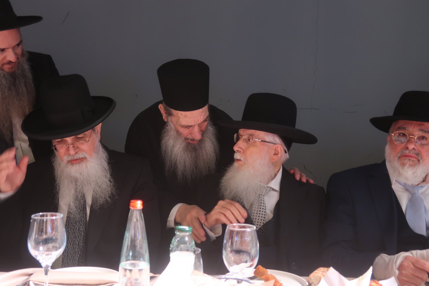 שמחת נישואי נכדי האדמו"רים רבי ברוך אבוחצירא ורבי יחיאל אבוחצירא