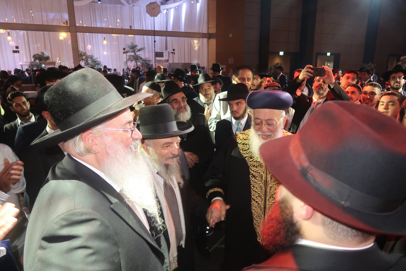 שמחת נישואי נכדי האדמו"רים רבי ברוך אבוחצירא ורבי יחיאל אבוחצירא