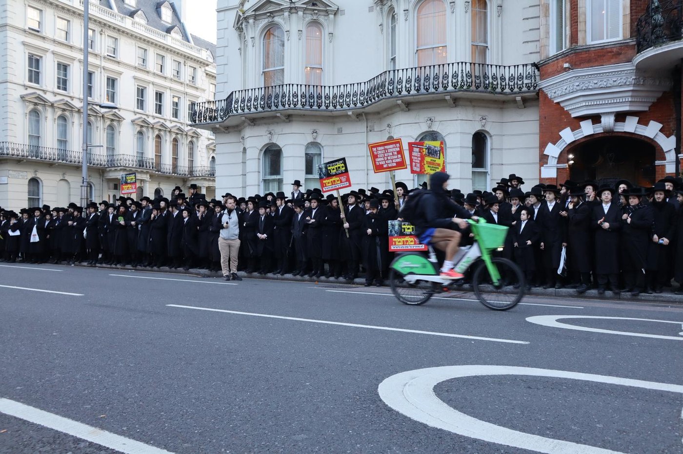 העצרת הענק בלונדון