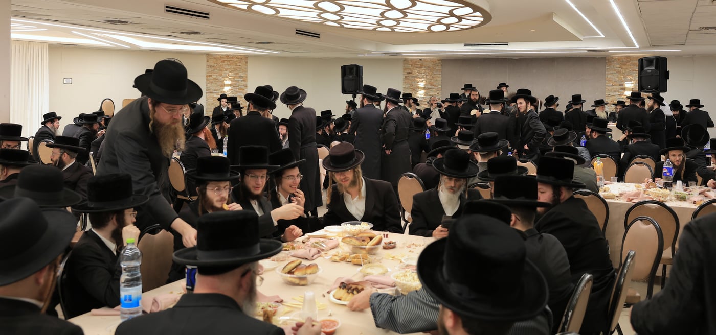 בשמחת האירוסין