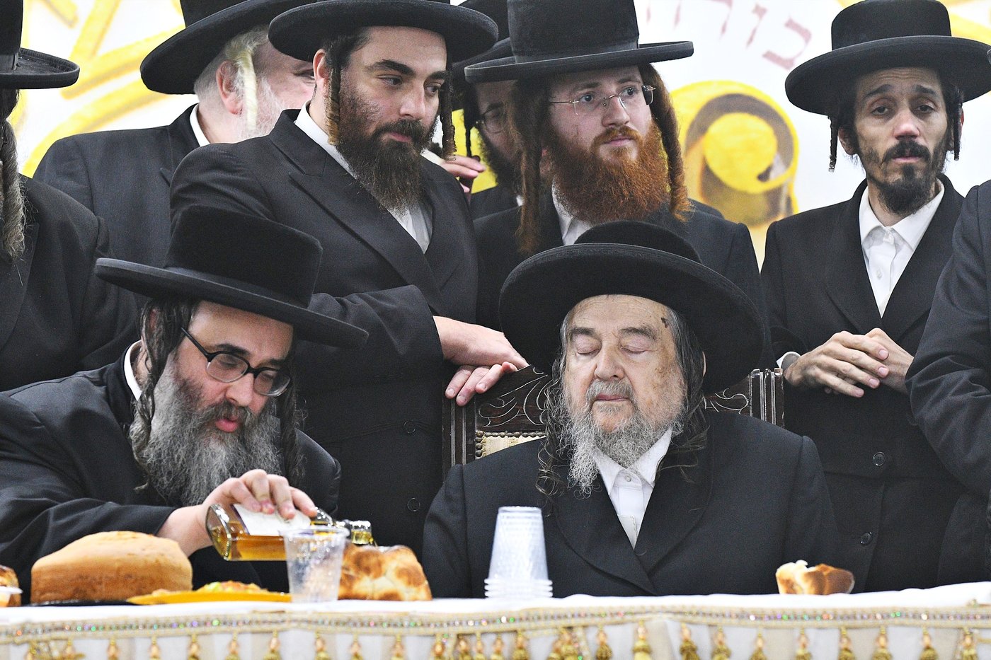 הגה"צ רבי יעקב מאיר שכטר במסיבת כ"א כסלו בסאטמר ירושלים