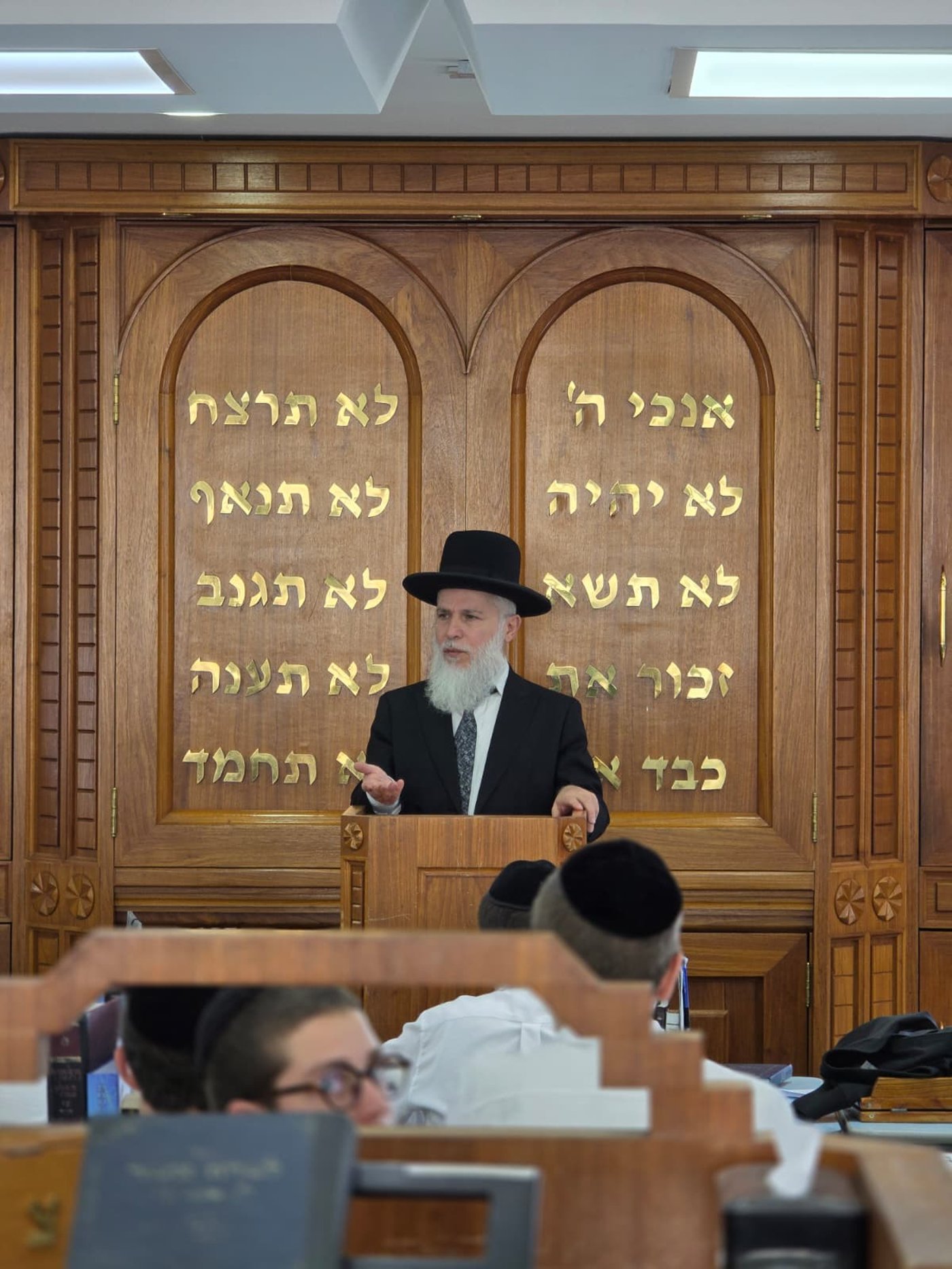 הגאון רבי זמיר כהן במסע חיזוק ברחבי ברזיל וארה"ב