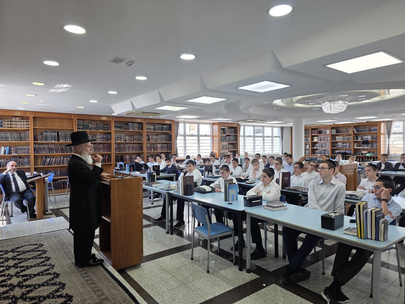 הגאון רבי זמיר כהן במסע חיזוק ברחבי ברזיל וארה"ב