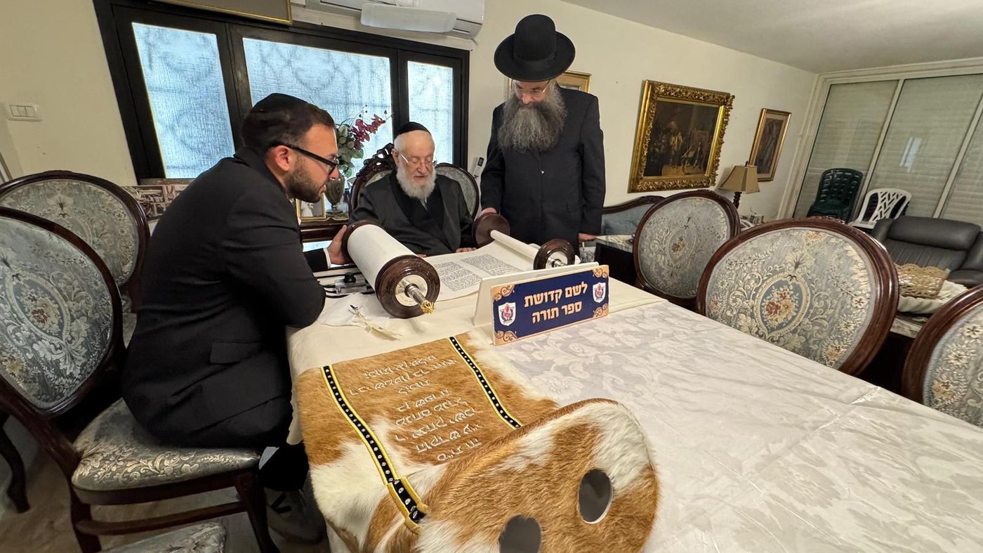 מעמד הכנסת ספר התורה של זק"א ת"א