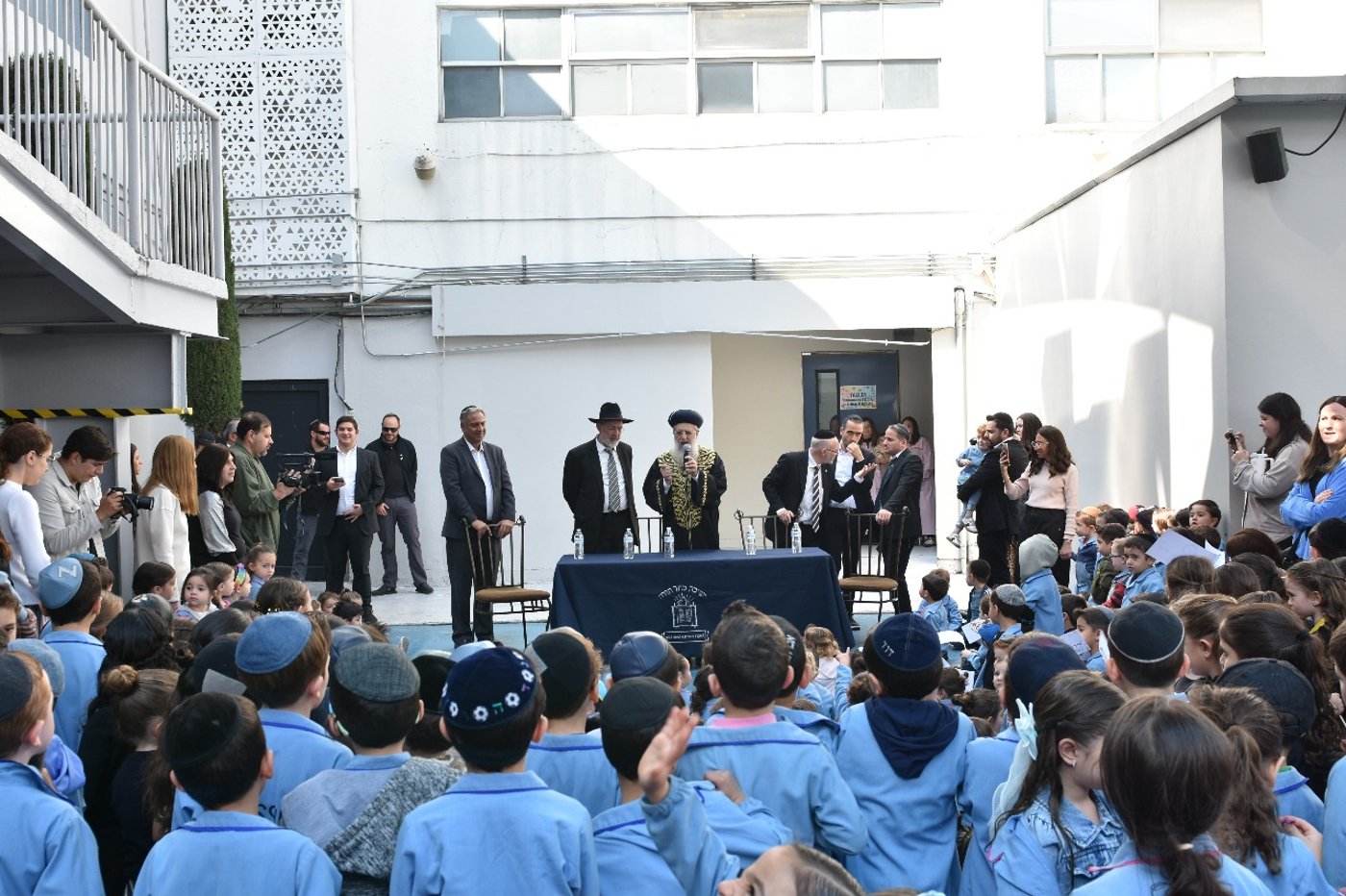 הראשל"צ הגר"ד יוסף בביקור במקסיקו