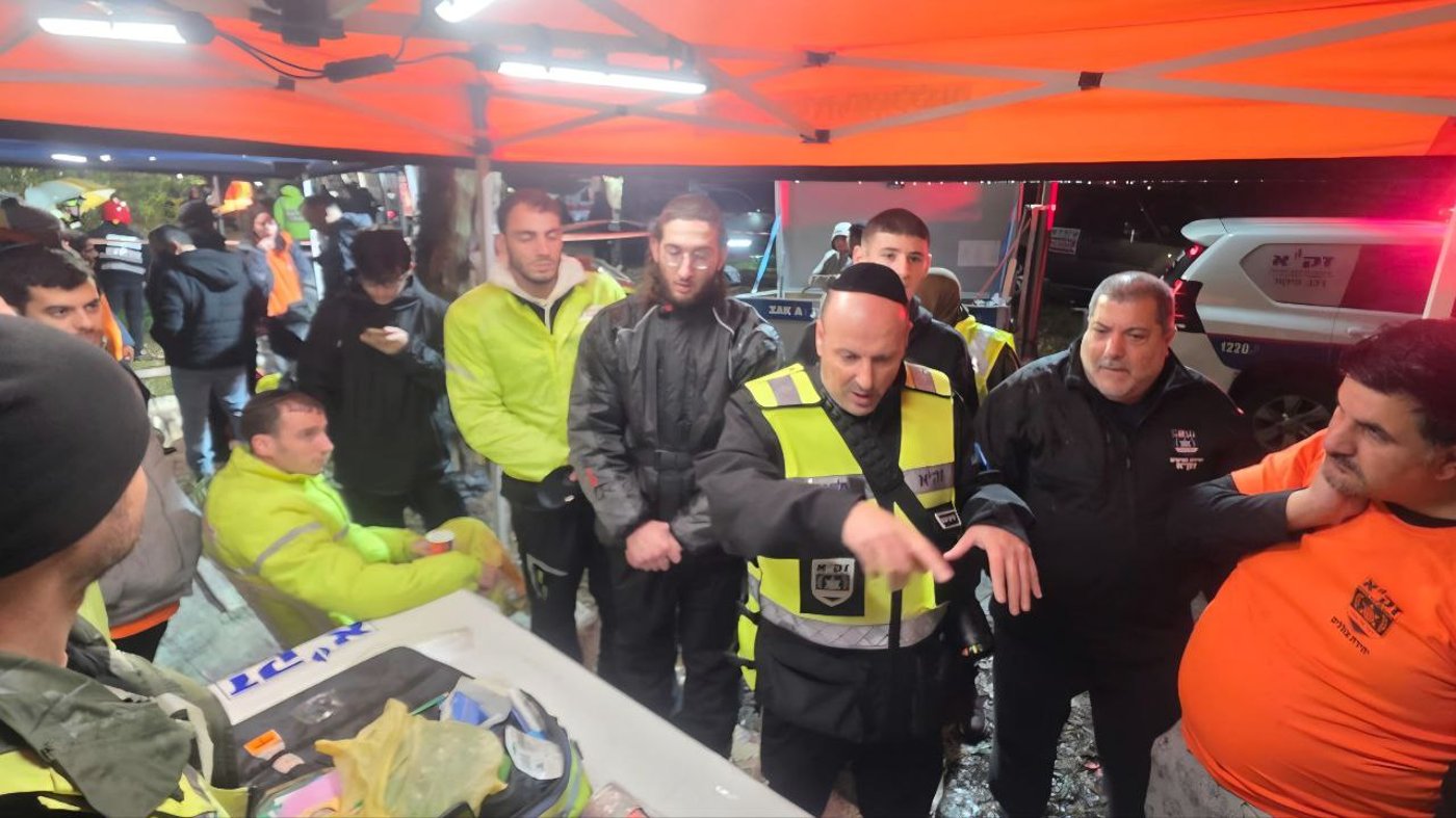 החיפושים לאורך הלילה