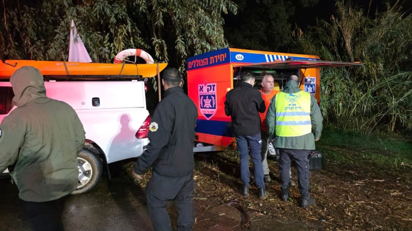 החיפושים לאורך הלילה