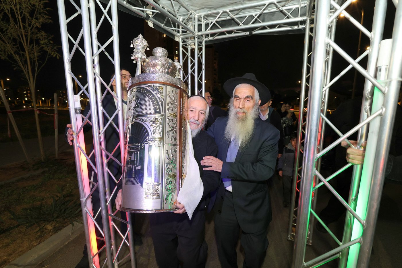 הכנסת ס"ת וחנוכת הבית לביהמ"ד "מדרש בית נשיא"  בראשל"צ