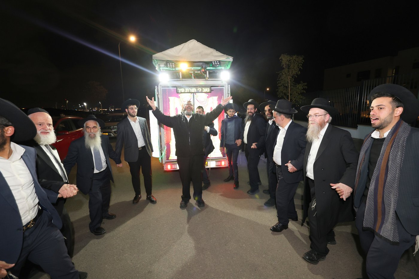 הכנסת ס"ת וחנוכת הבית לביהמ"ד "מדרש בית נשיא"  בראשל"צ