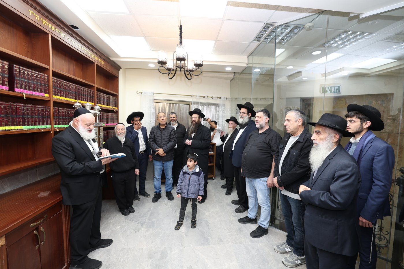 הכנסת ס"ת וחנוכת הבית לביהמ"ד "מדרש בית נשיא"  בראשל"צ