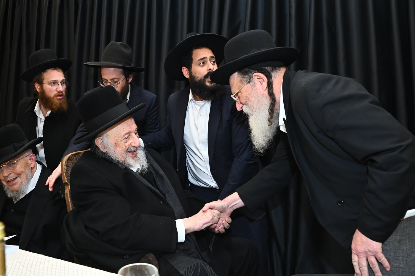 שמחת נישואי בנו של הרב יצחק קורלנסקי עם נכדת רבי שריאל רוזנברג