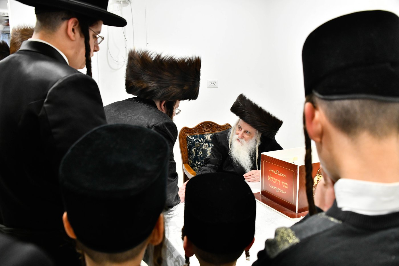 שמחת בית מכנובקא בעלזא - ערלוי - שידלובצא