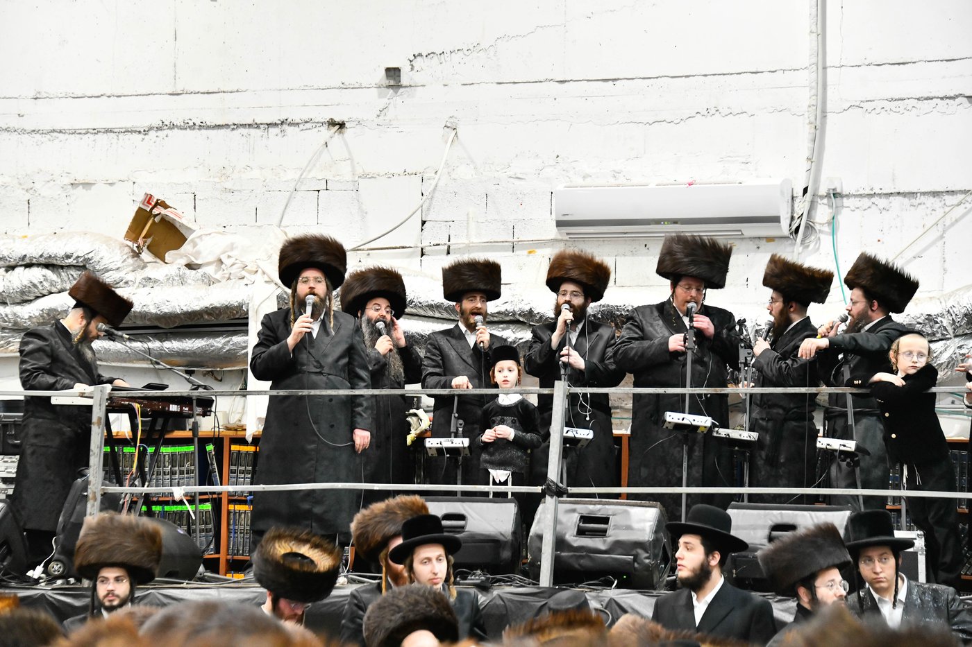 שמחת בית מכנובקא בעלזא - ערלוי - שידלובצא