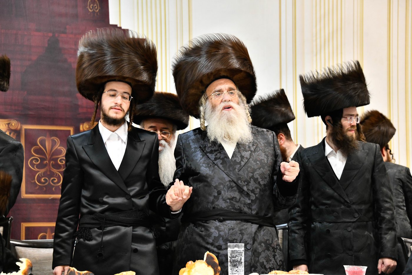 שמחת בית מכנובקא בעלזא - ערלוי - שידלובצא