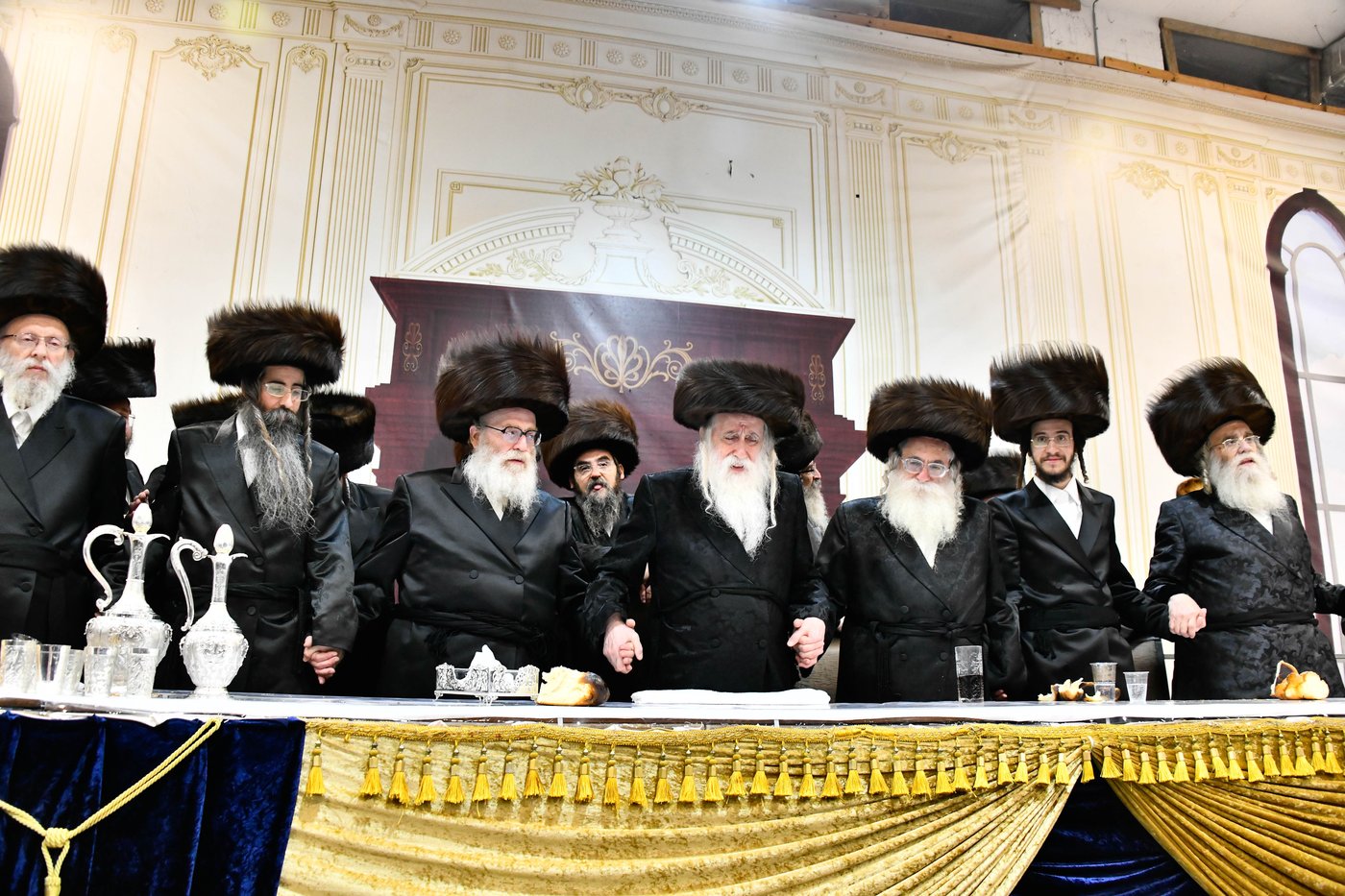 שמחת בית מכנובקא בעלזא - ערלוי - שידלובצא