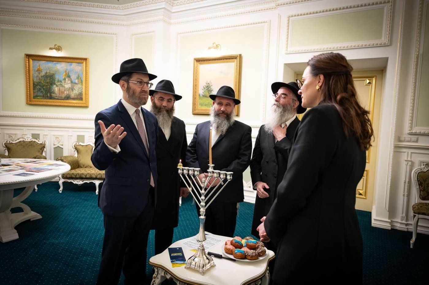 רוסיה ניסתה "להפיל" את חנוכיית הענק בקייב; הפרסום המתסיס ומה שקרה בפועל