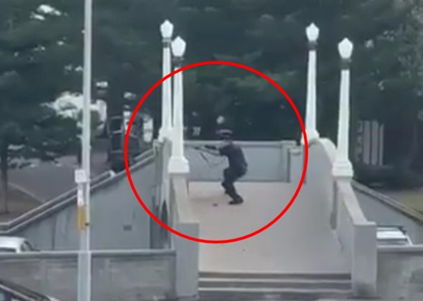 נחשף: המחבל החזיק בשישה כלי נשק - חוקיים לחלוטין | זה הצעד שנשקל