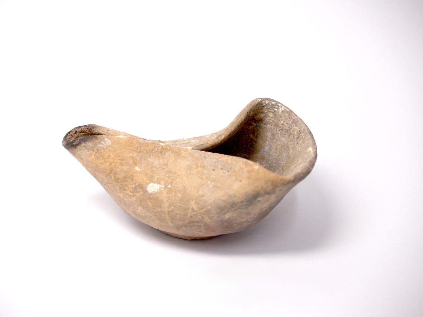 נר החרס מתקופת החשמונאים שנחשף בקבר שמואל הנביא