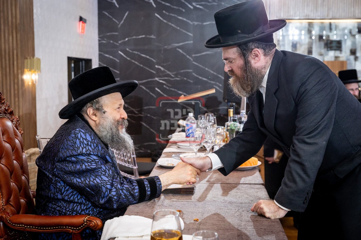 דינר 'זכרון קדוש' באבוב 45