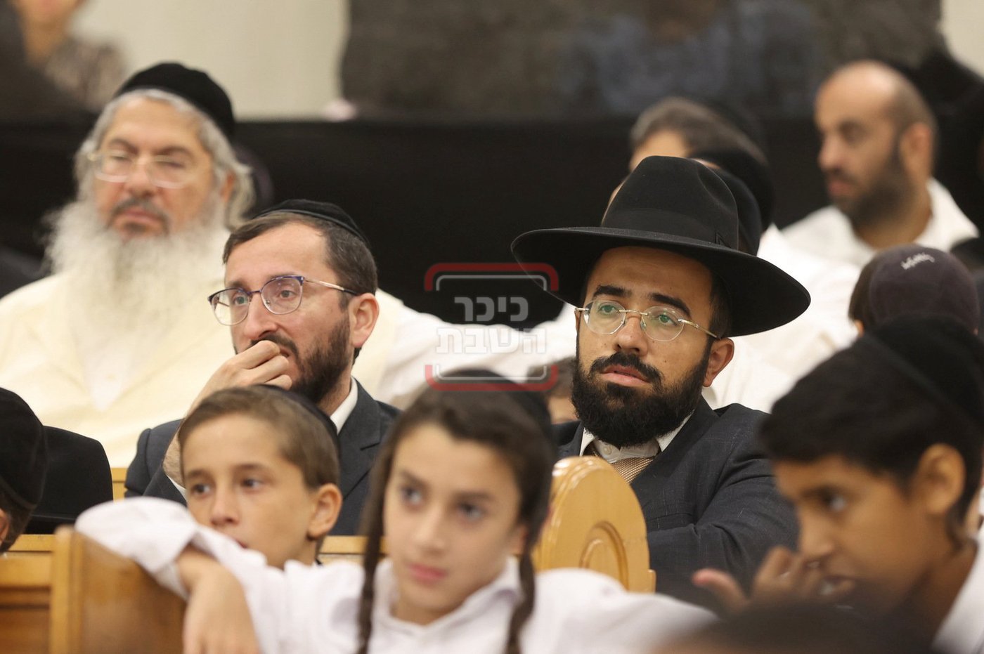 הראש"ל לילדי 'תל אביב': זכות לימוד התורה שלכם, תצילנו מאיראן