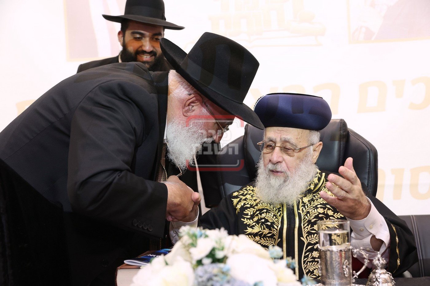 הראש"ל לילדי 'תל אביב': זכות לימוד התורה שלכם, תצילנו מאיראן